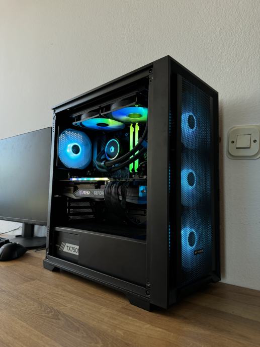 Gaming PC ( RTX 3080 Ti & Ryzen 7 5800x & 32Gb )