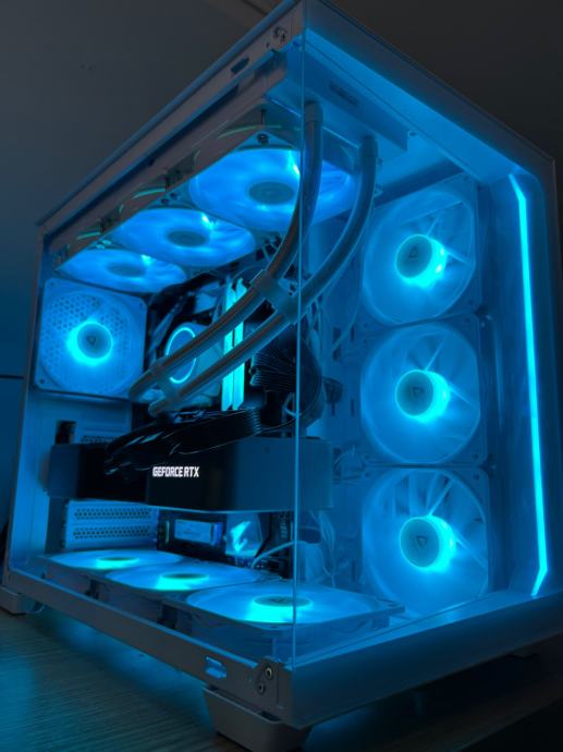 Gaming PC ( RTX 3090 & Ryzen 7 5700X3D & 32GB )