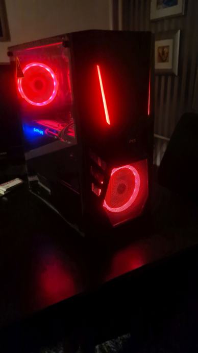 Gaming računalo i5 7400,16 GBDDR4,MNW 256+1 TB,RX 580 4 GB