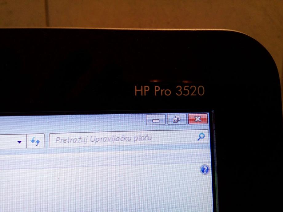 Hp pro 3520 не включается экран