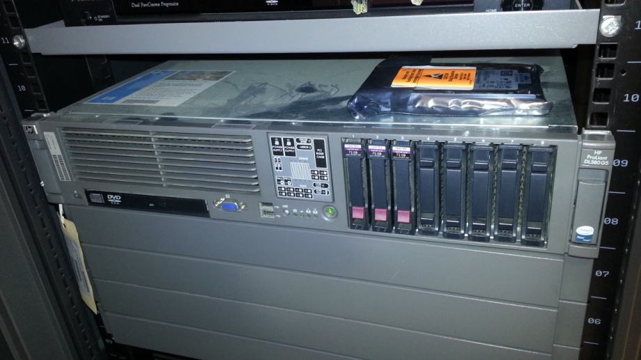 HP ProLiant DL380 G5 SERVER