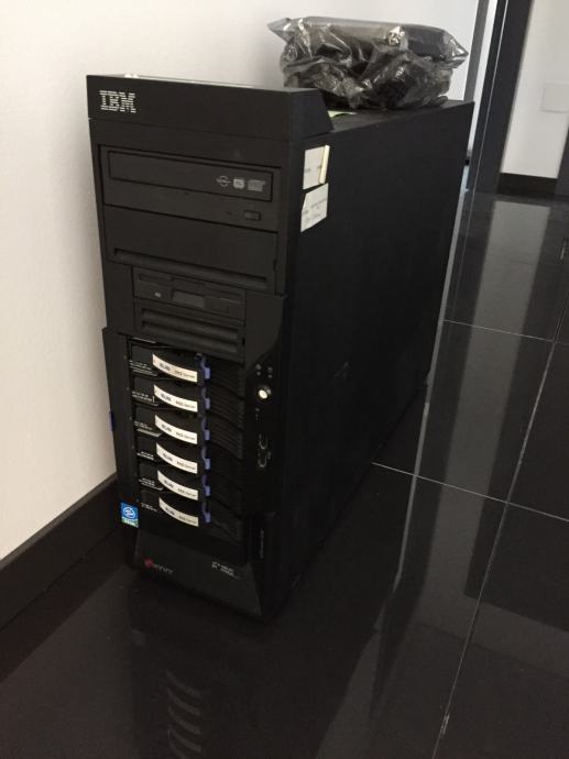 IBM server xSeries 226