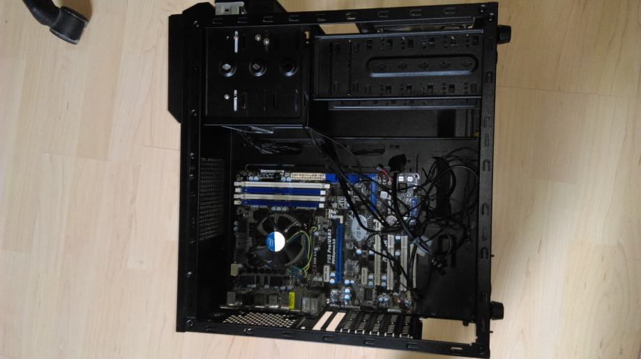 Intel Core i3/Cooler Master PC