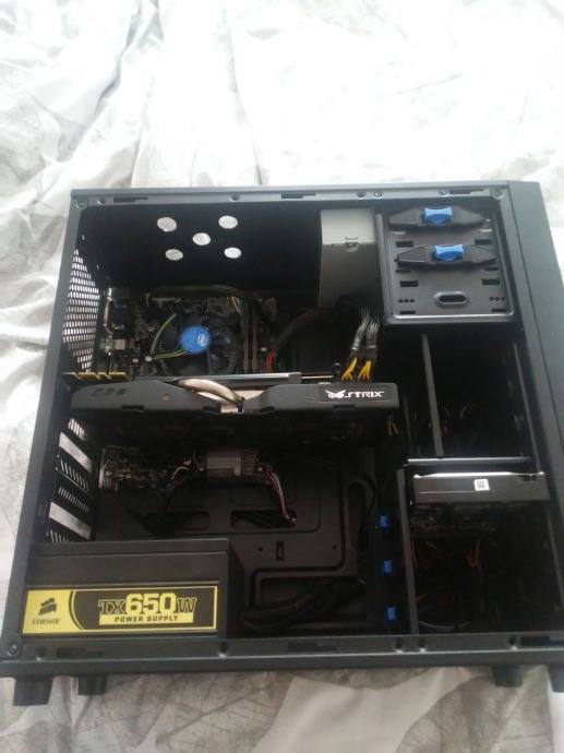 KabyLake PC,ASUS Strix GTX 980,Samsung 22" FHD,8GB ddr4,Corsair TX650W