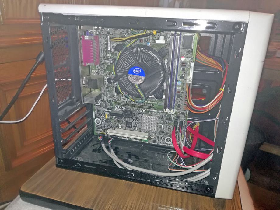 PC Intel Pentium G860 3Ghz, 4Gb DDR3 1333, Samsung SSD 64Gb, HDD 500Gb