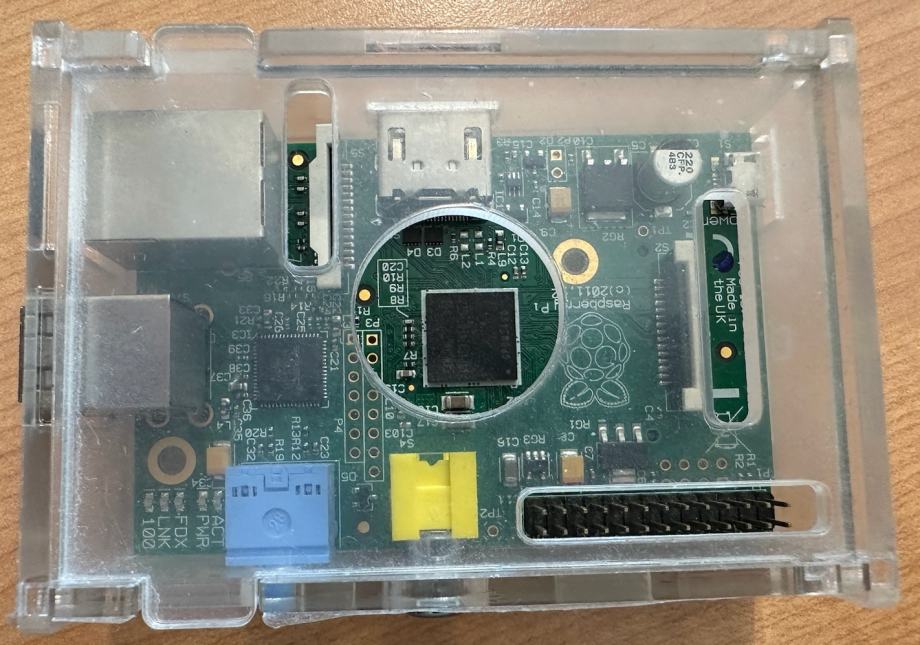 Raspberry Pi 2011.12 Model B