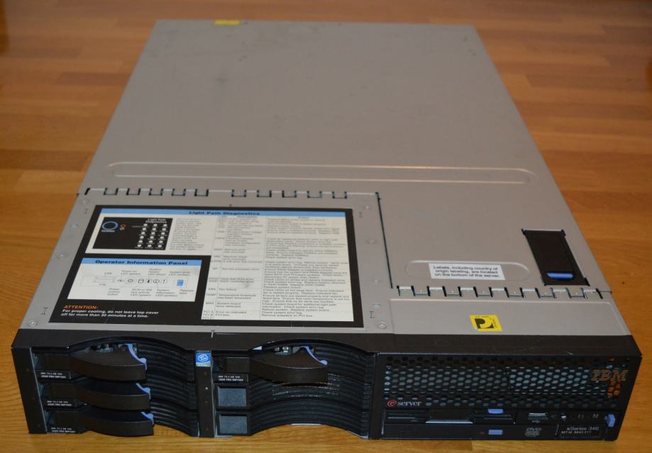 Server IBM xSeries 346 8840 31Y 2U - 5 GB RAM, 4 X 73 GB HDD