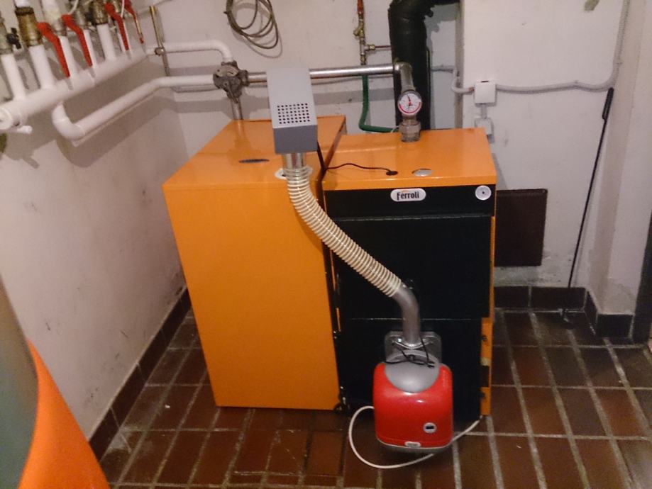 FERROLI SFL 4, 30 kW - kombinirani kotao na pelete i drva