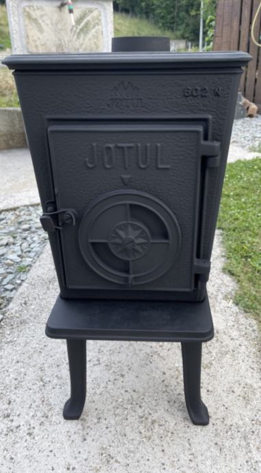 JOTUL  602 N pec na drva