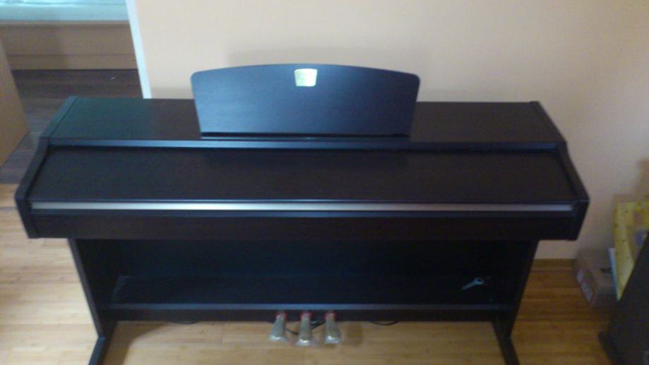 Clavinova Yamaha CLP-115