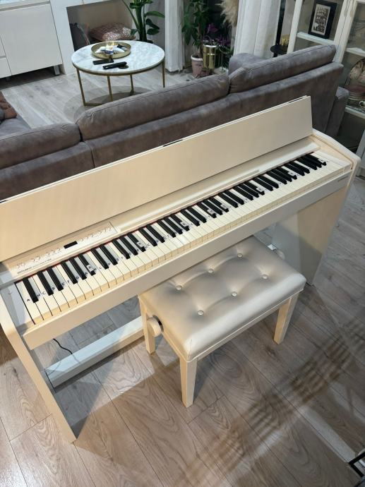 digitalni piano roland F140R