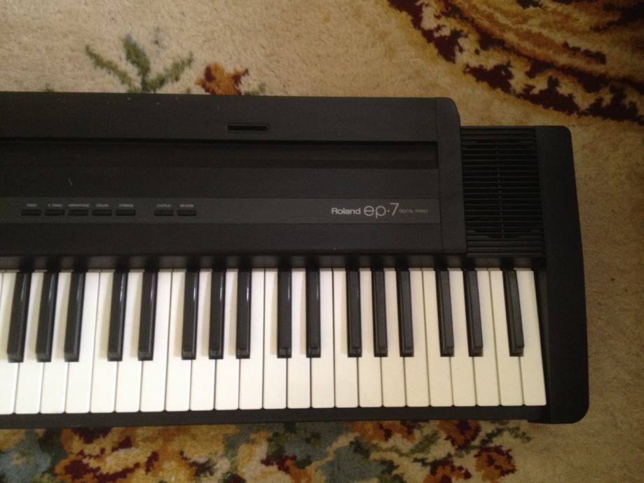 Digitalni piano Roland