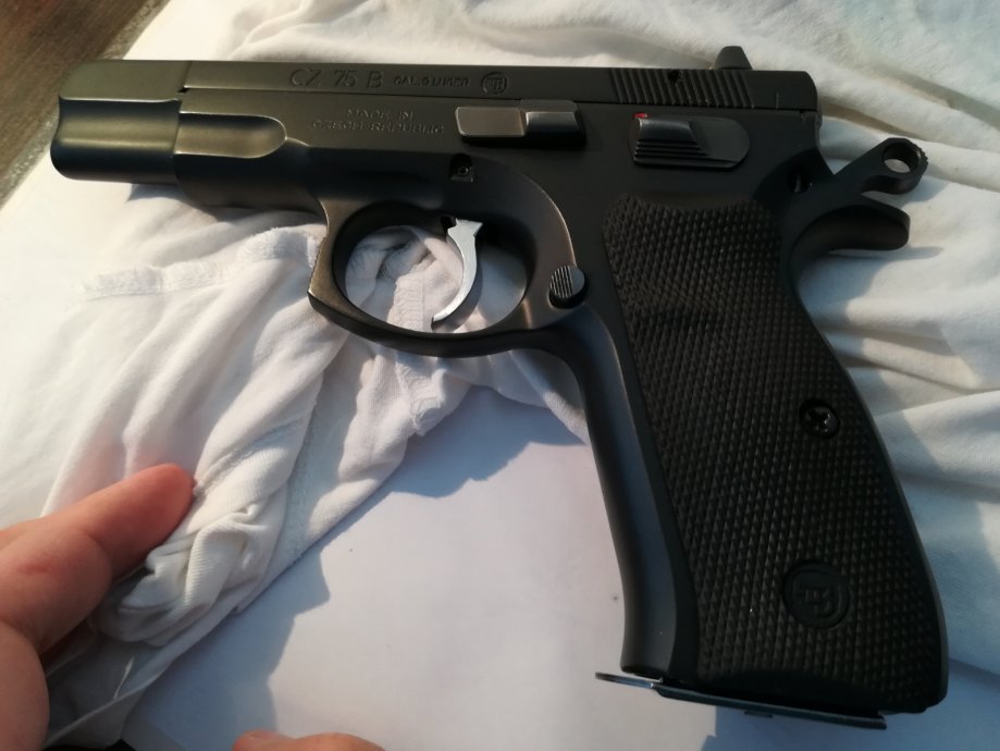 Češka Zbrojovka CZ 75 B CAL. 9 LUGER