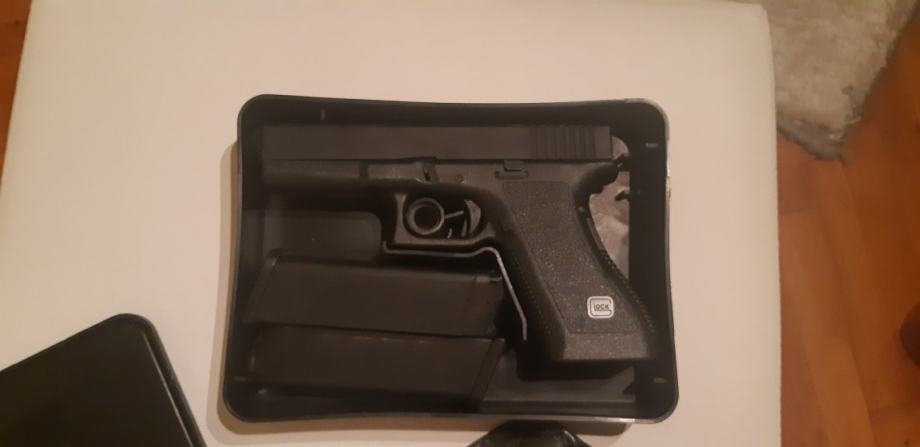 GLOCK 17 9X19