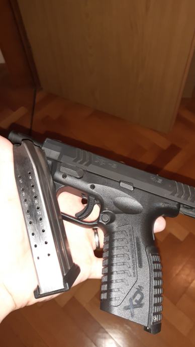 HS XDM 9mm