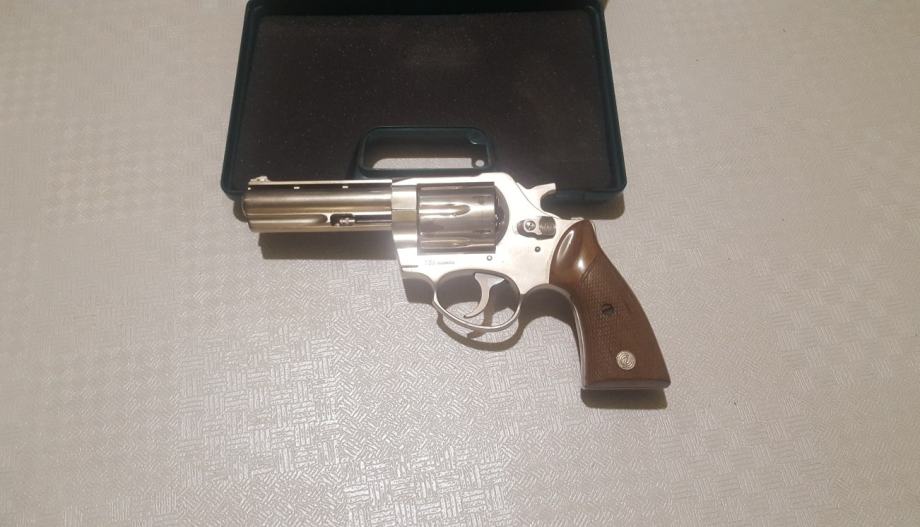 Revolver CZ 357magnum