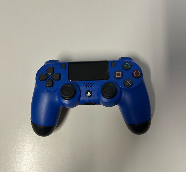 PlayStation 4 kontroler