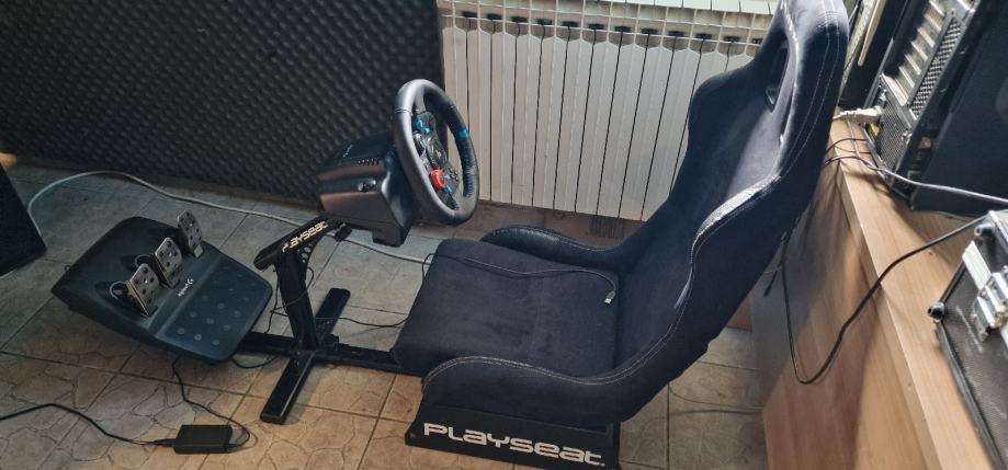 Logitech G29 + Playseat