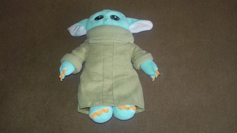 Baby Yoda plišana igračka