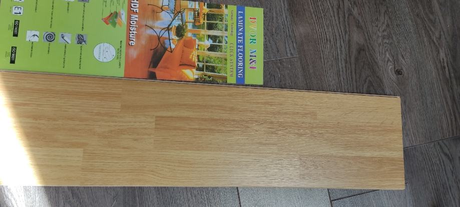 Laminat klik, 1215x197x12mm, 5,3m2!NOVO!