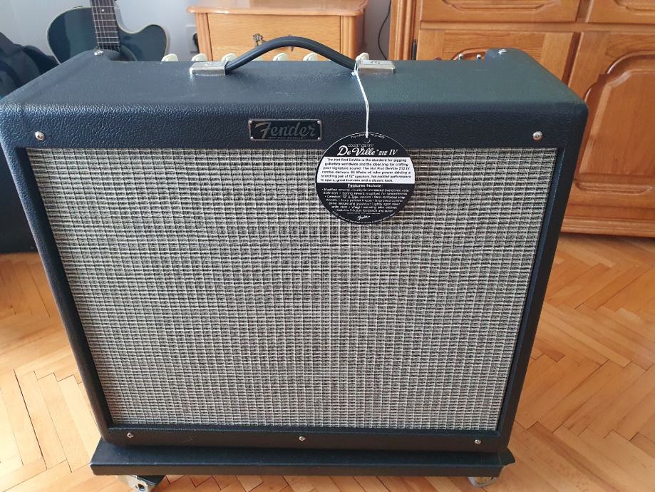 Fender Hot Rod Deville 212 IV