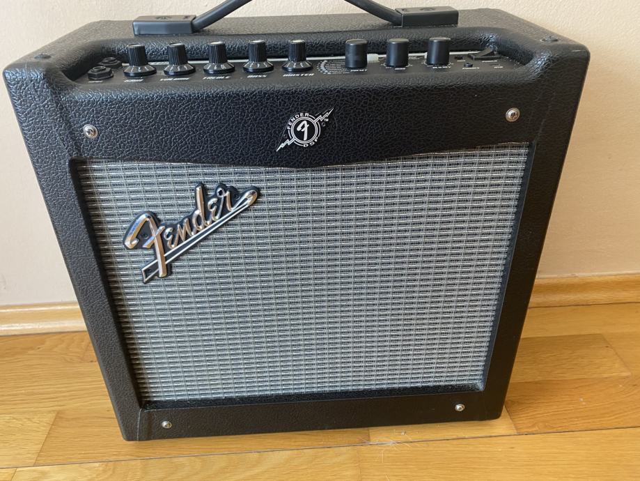 Fender mustang I v2