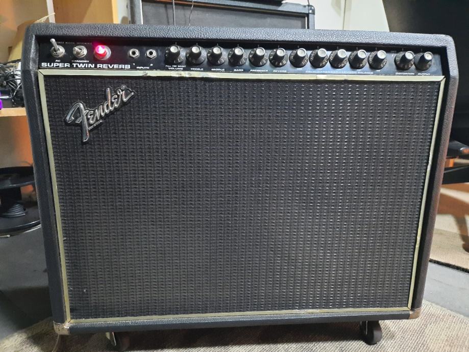 Fender Super Twin Reverb