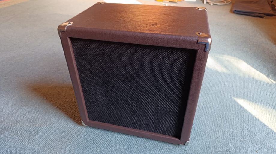 Gitarski box 1x12 sa Eminence Man O War zvučnikom