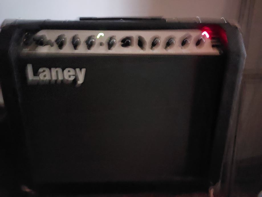 LANEY LC30 ll lampaško gitarsko pojačalo