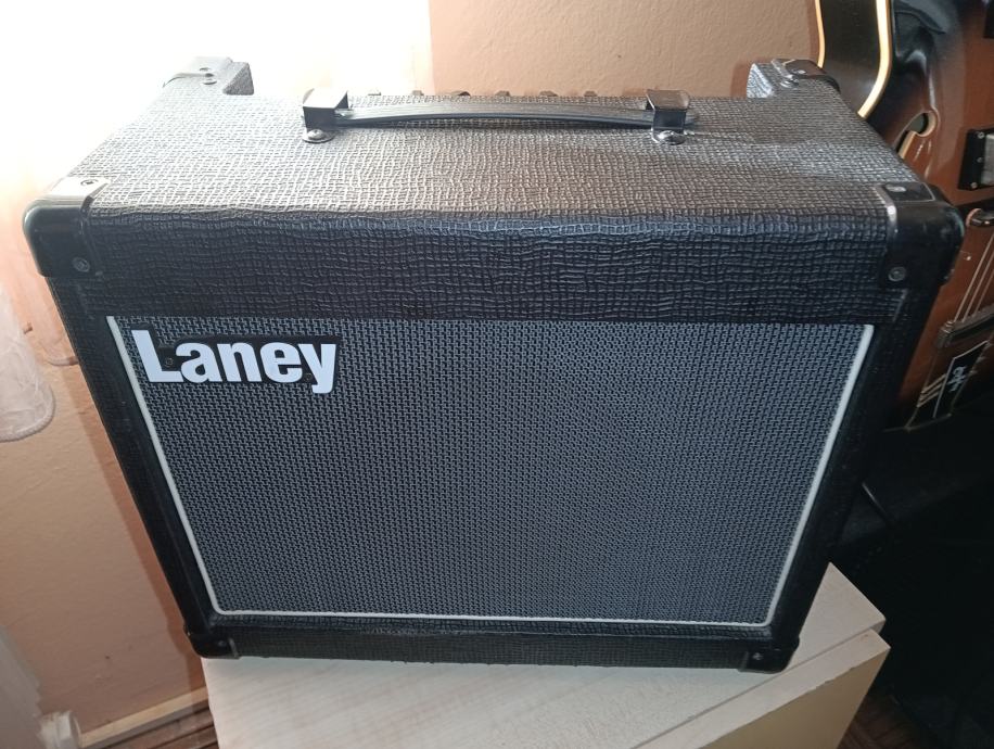 Laney LG20R Gitarsko combo pojačalo