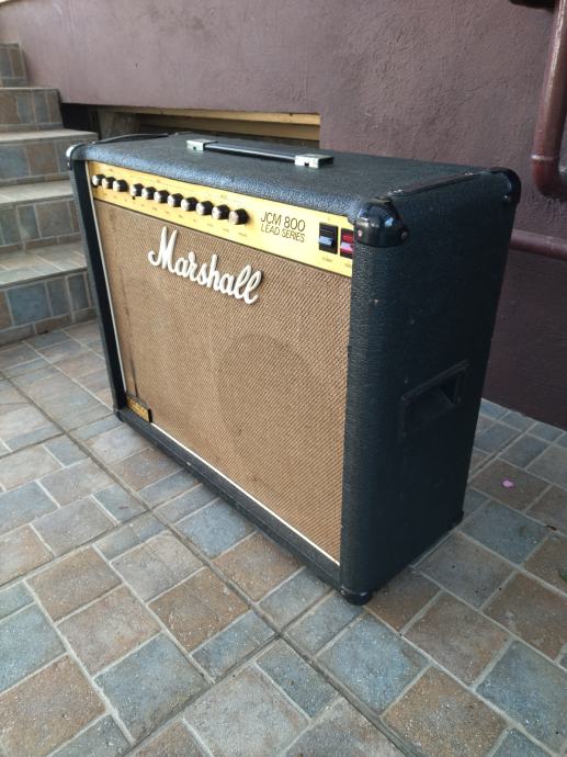 Marshall JCM 800 Zamjena