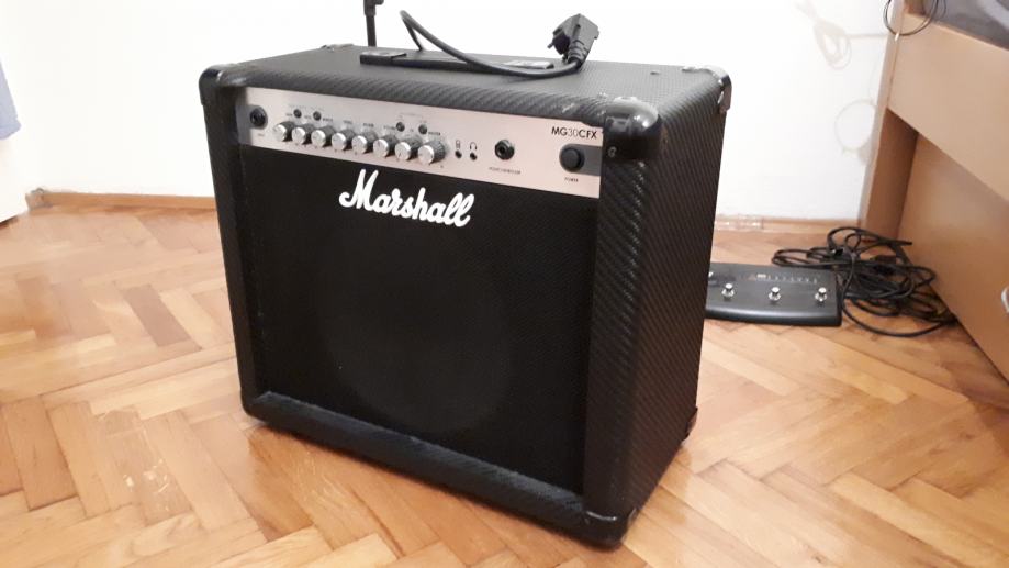 Marshall MG30CFX + footswitch