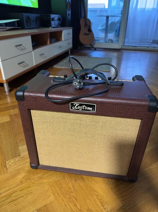 Pojacalo za Akusticnu gitaru Kustom 30w