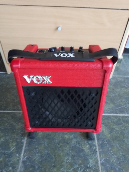 "Vox"  DA-5