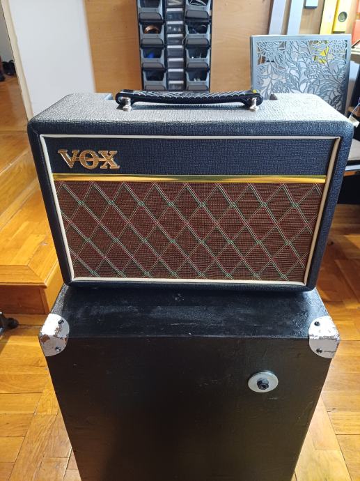 Vox Pathfinder 10 modificiran