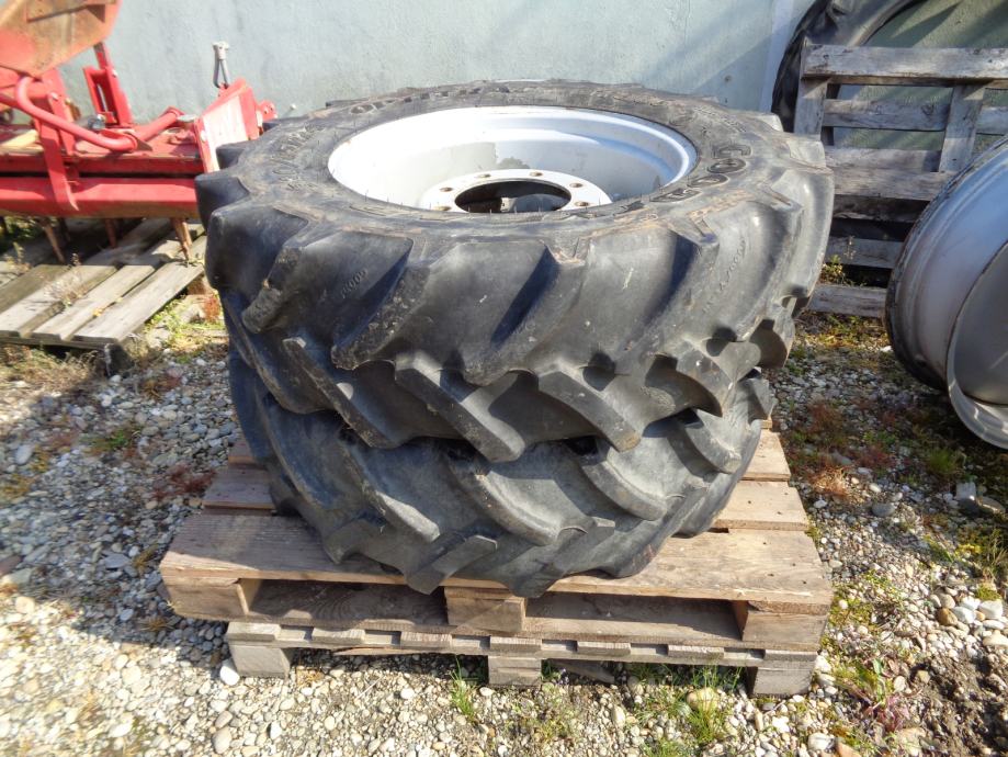 Uski traktorski kotači 320/85R24-12,4R24