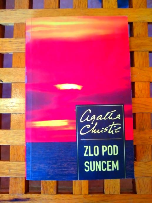 Zlo pod suncem Agatha Christie