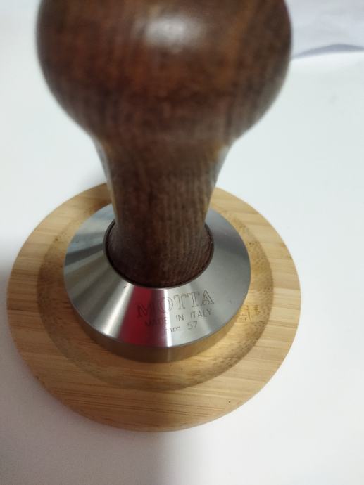 Tamper Motta (potiskivač) 57 mm