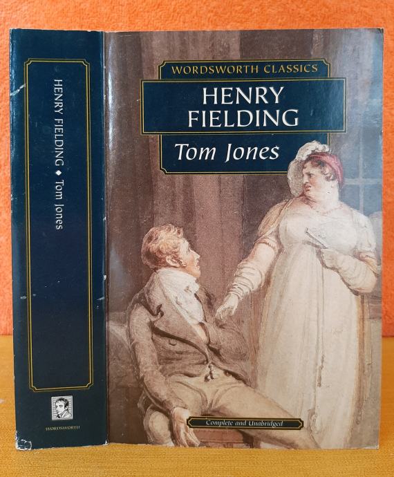 Tom Jones - Henry Fielding