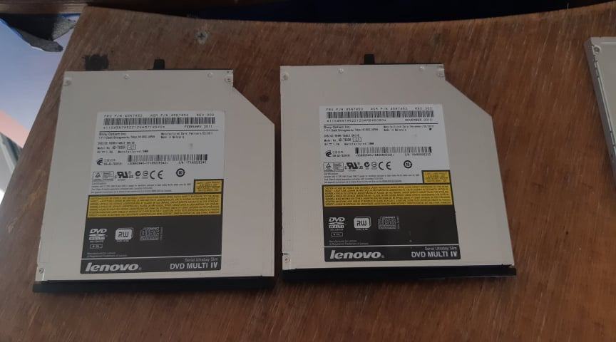 DVD snimači (Acer i Lenovo)