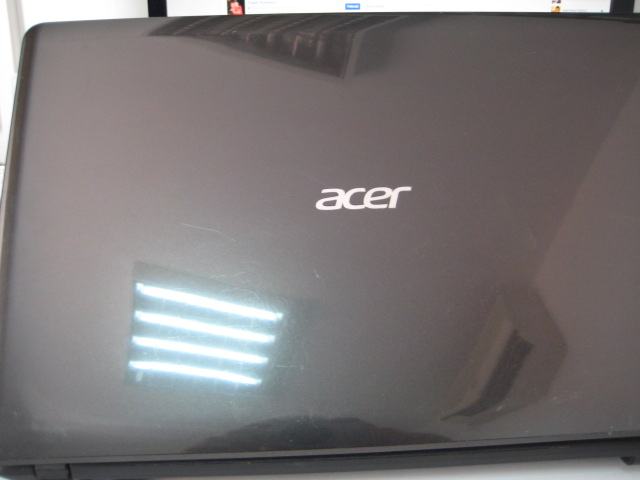 Acer q5wph не включается