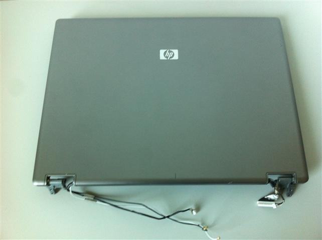 HP 6735b laptop (p/n: FU379ES) u dijelovima