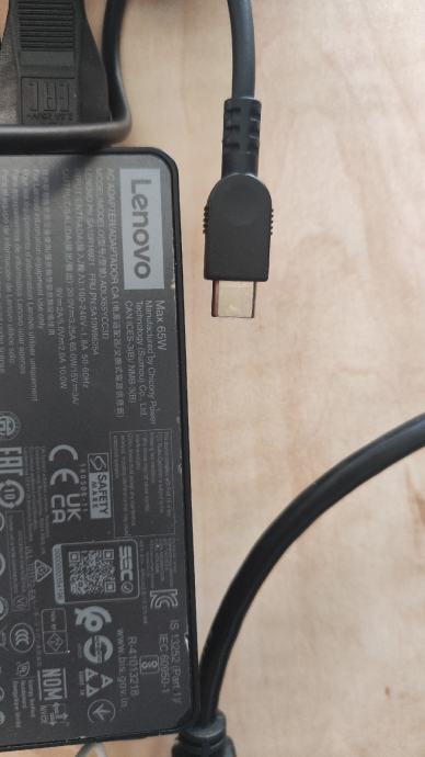 Lenovo 65W punjač orginal