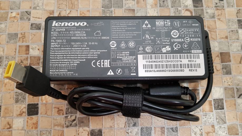 Punjač adapter za laptop Lenovo 20V 4.5A original novo