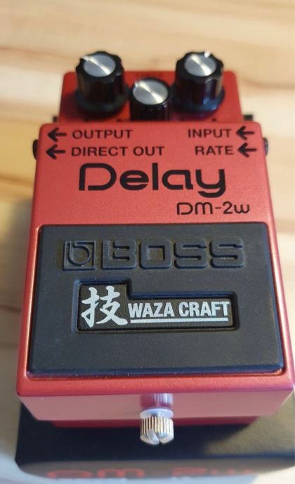 Boss Delay DM-2w Waza craft