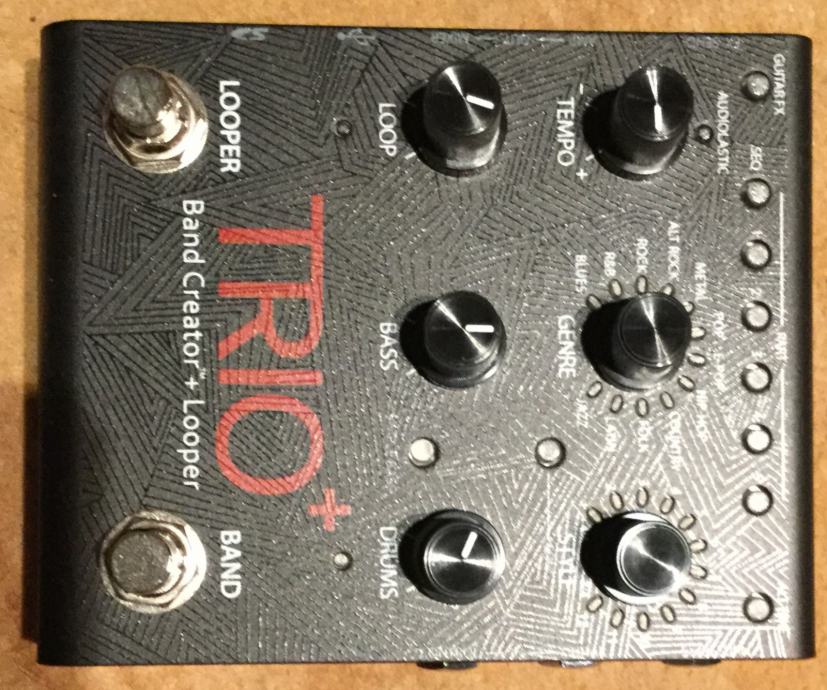 Digitech trio +  (NOVO)