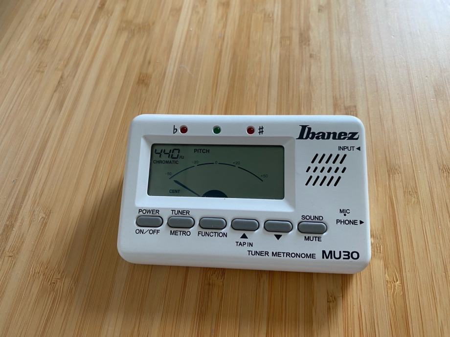 Ibanez tuner metronome za gitaru