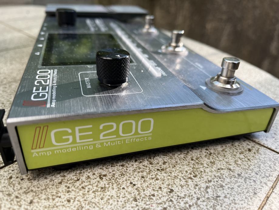 Mooer GE 200