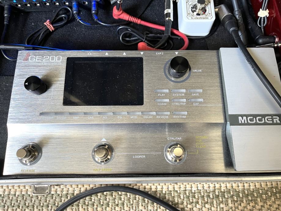 Mooer GE-200