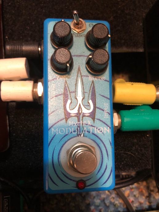 MythFX Triton - Reverb, Tremolo, Phaser, Flanger, Chorus, mini pedala